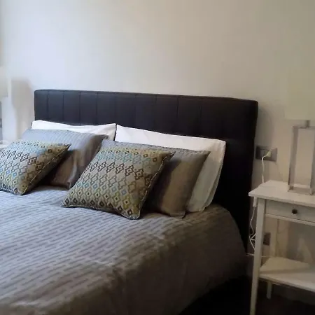 Apartment Hs4u Artgallery Design